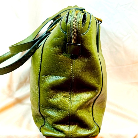 Fossil Green Moss Jacqueline Tote - Picture 3 of 5